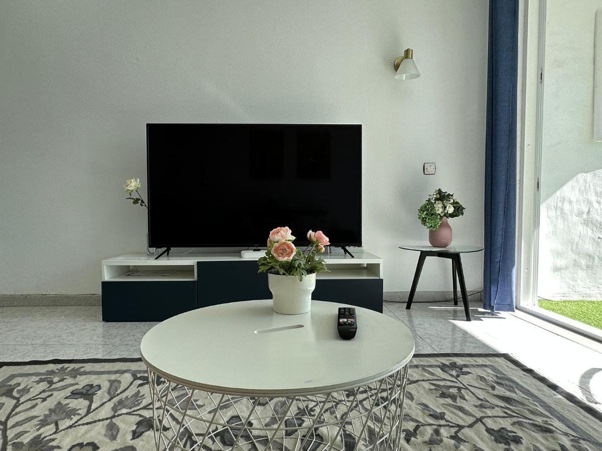Sunny Apartment Tanife By Yumbo プラヤ・デル・イングレス エクステリア 写真